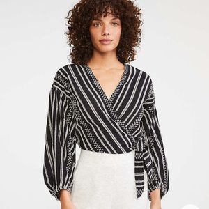 Lou & Grey Black and White Voyager Wrap Top, Size Large